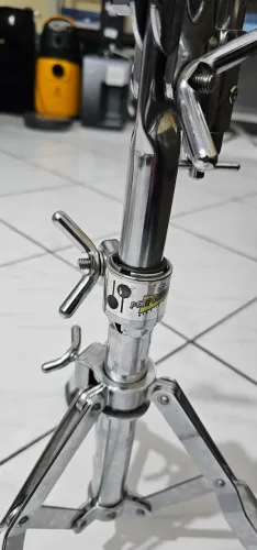 Estante de Caixa Sonor Performer Anos 80, Made in Germany, novíssima e rara