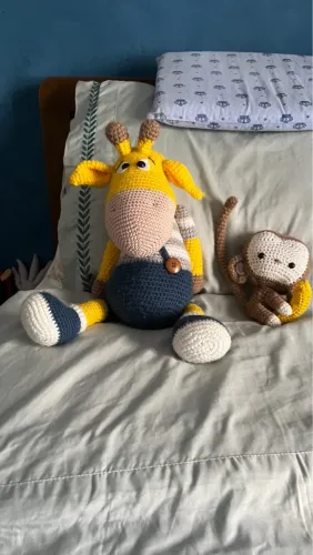 Girafa e Macaco de Crochê