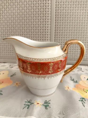 Mini Jarra de Porcelana Decorativa