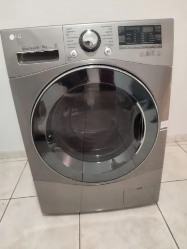Máquina LG semi nova digital e inox