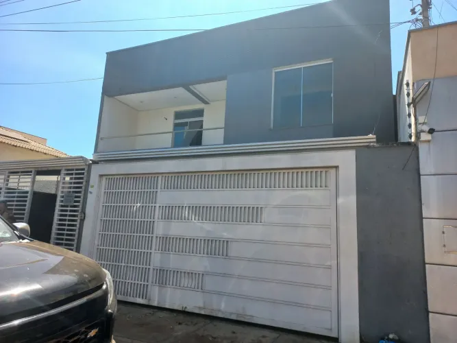 Vendo Casa/Sobrado na 106 Sul