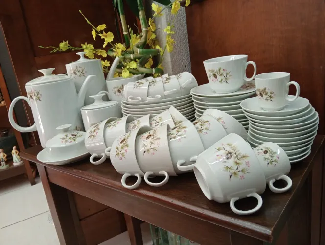 Jogo de chá,café e bolo