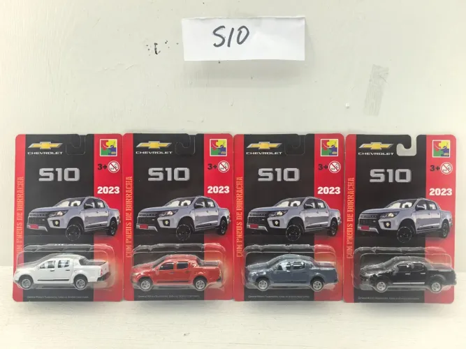 Carrinho Chevrolet S10 2023 Miniatura 4 cores disponíveis tamanho Hot Wheels 