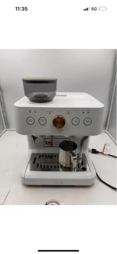 Cafeteira Máquina de Expresso com moedor Café Bellissimo