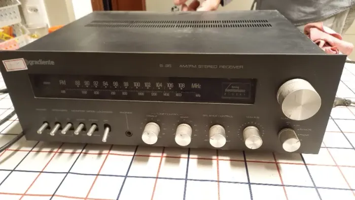 Receiver Gradiente S-95 AM/FM Stereo - Vintage 