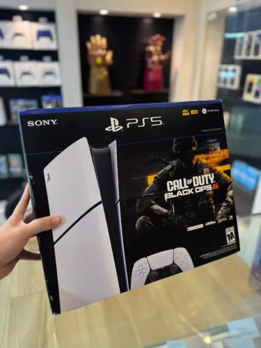 PlayStation 5 Slim Digital + Call of Duty Black Ops 6 - Multivendas Store