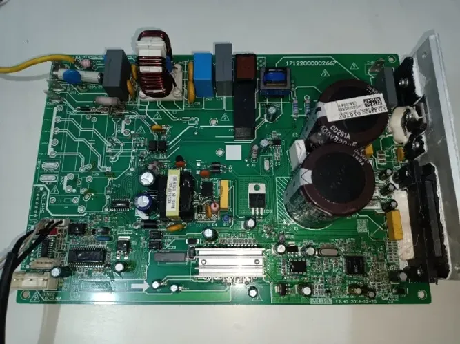 Placa de Ar-condicionado - Midea e Carrier (17122000002667)