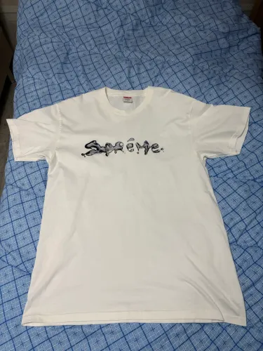 Camiseta Supreme 