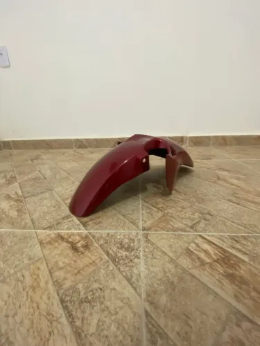 Pára-lama CB300R vermelho metálico