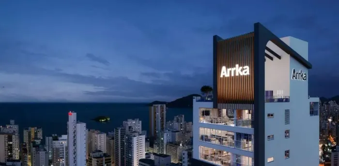 Cobertura duplex à venda no Ed. Timeless em Balneário Camboriú