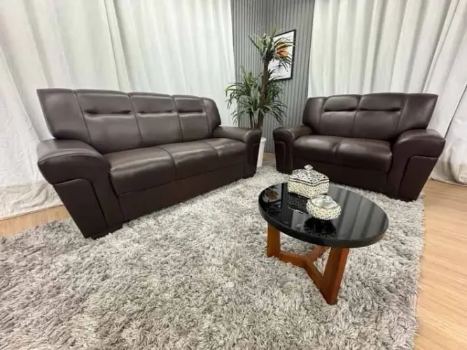 Conjunto de Sofá 2 e 3 Lugares em Corino Marrom