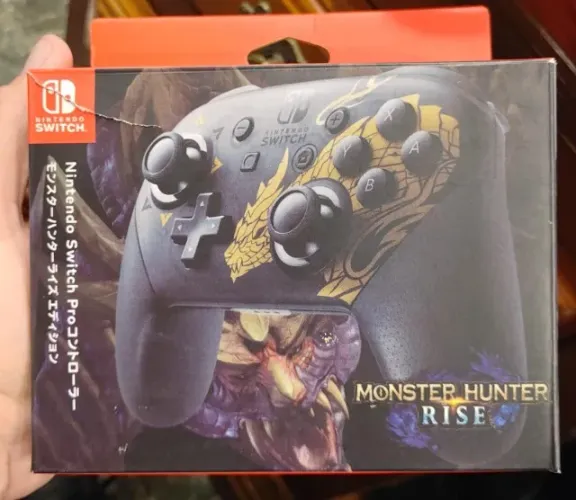PRO CONTROLE PARA NINTENDO SWITCH EDIÇÃO MONSTER HUNTER RISE - NOVO