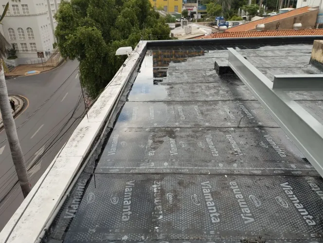 Aplicador de manta asfáltica