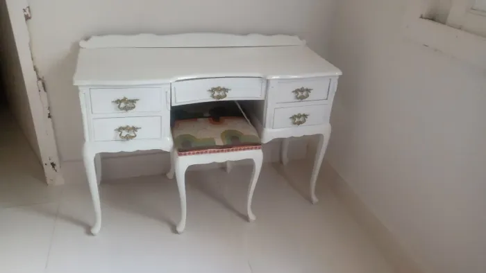 Escrivaninhas (pintura e restauro)