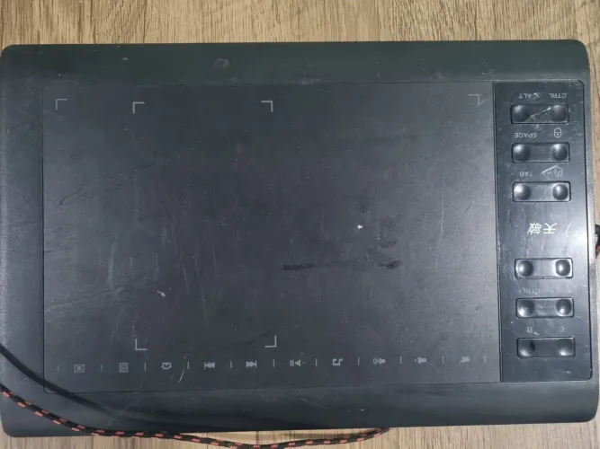 MESA DIGITALIZADORA 10MOONS G10