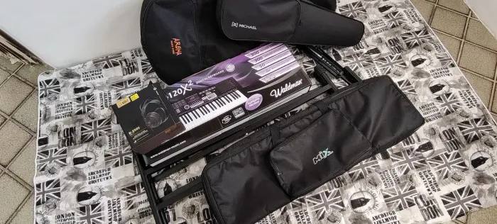Teclado + Violino + Violão