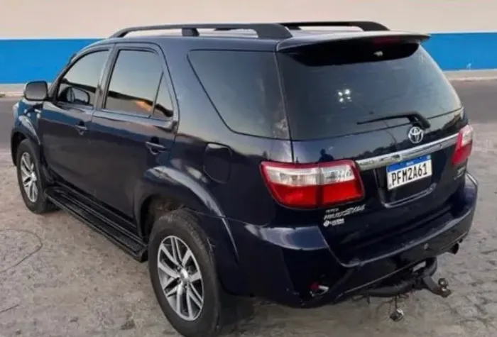 Toyota Hilux SW4 SRV D4-d 4X4 3.0 TDI Dies. AUT 2011