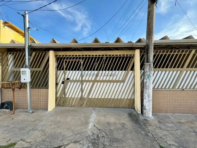 Ótima Casa para venda no Coophamil