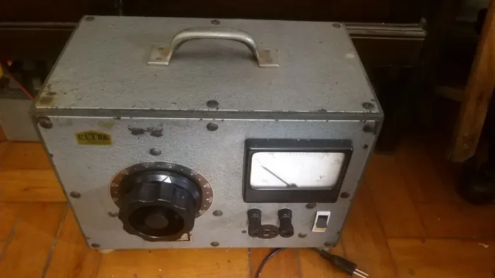 Transformador/Variac  ELTRA variável indispensável Áudio ,Lab, super pesado,leia!!!