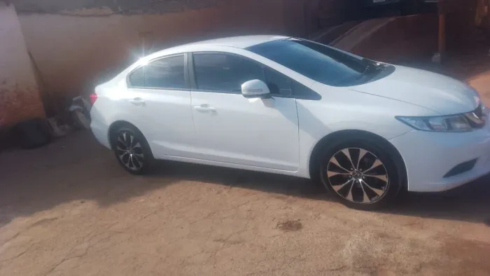 Honda Civic Sedan LXR 2.0 Flexone 16V Aut. 4P 2016