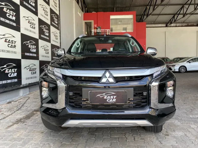 L200 TRITON SPORT HPE-S CD 2.4 TB DIESEL 4X4 AUT. 2023 