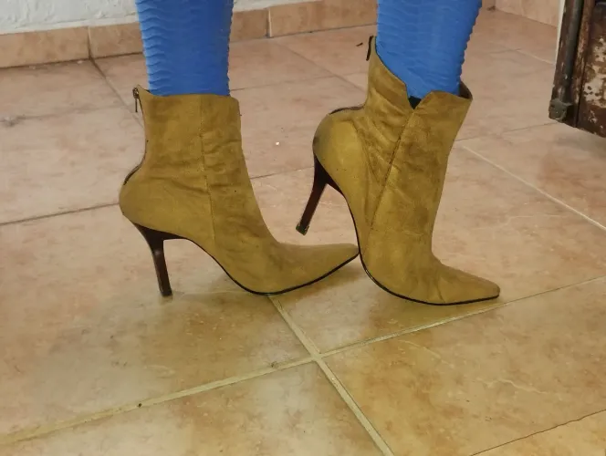 Botas de Salto Amarelas