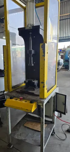 Prensa Pneumatica 300kg