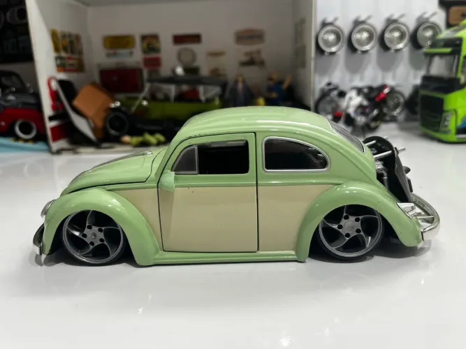 Miniatura fusca custon bravo 