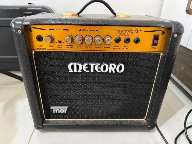 Amplificador Meteoro Thor Plus