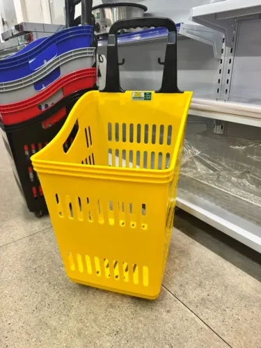 Carrinho cesta para compras com rodízios - para padarias , mercadinhos - conveniência