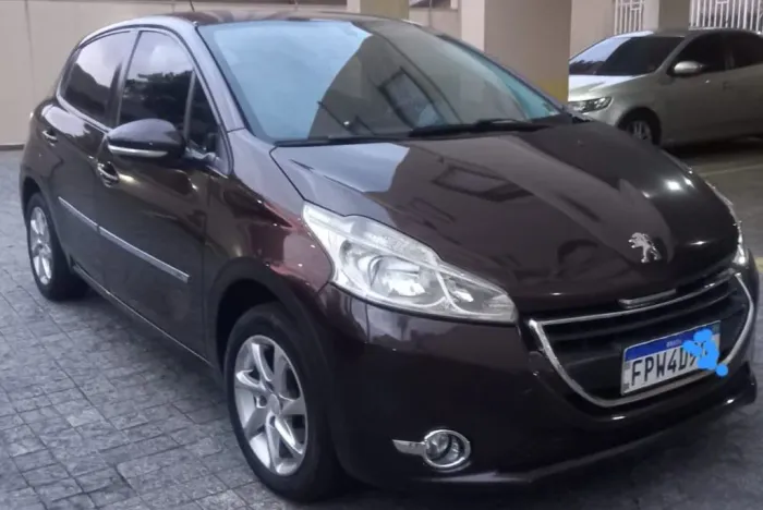 Peugeot 208 Active Pack 1.6 Flex 16V 5P Aut. 2015