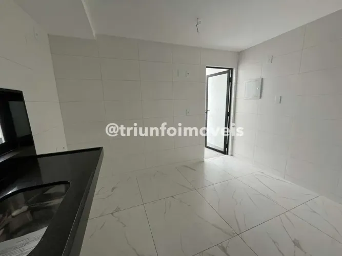 Casa em condomínio com 4 quartos a venda no Porto do Centro