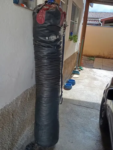 Saco de pancada cheio