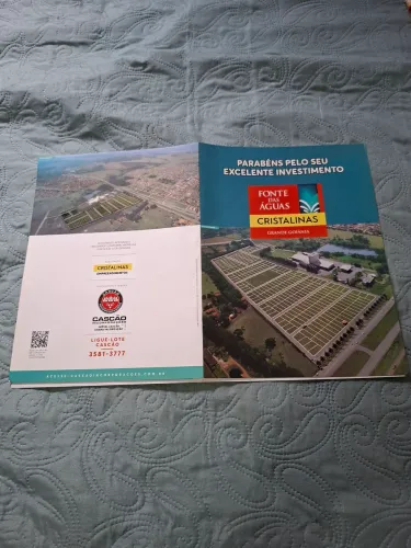 Vendo um lote 200 mts quadrado, quitado bem acentuado plano escorido pra rua 