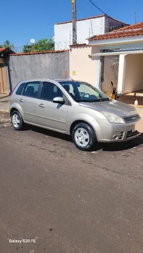 Ford Fiesta 1.0 8V Flex/class 1.0 8V Flex 5P 2010