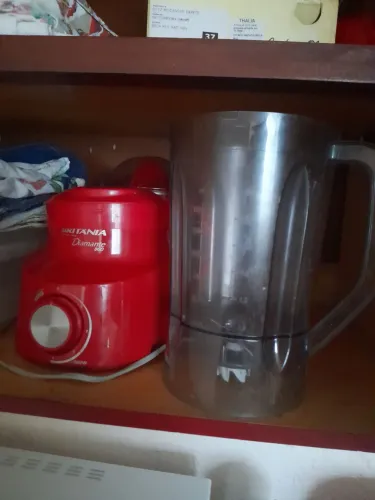Liquidificador mondial semi novo so 70reais zap *