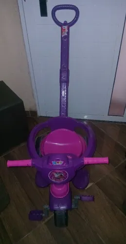 Triciclo novinho em perfeito estado entrego apenas em itapetininga-sp entrega gratuita