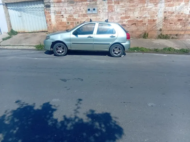 Fiat Palio Celebration 1.0 Fire Flex 8V 4P 2009