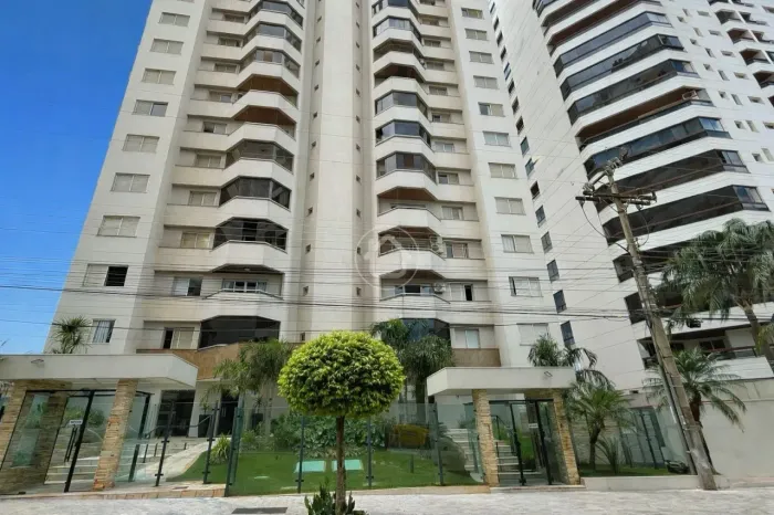 APARTAMENTO 4 DORMITÓRIOS (2 SUÍTES) SÃO FRANCISCO