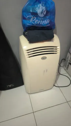 Ar-condicionado gelando 