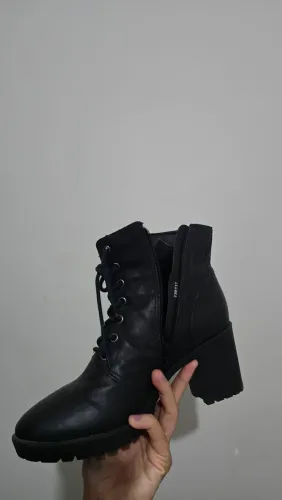 Coturno Preto Bottero