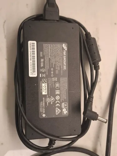Carregador notbook 