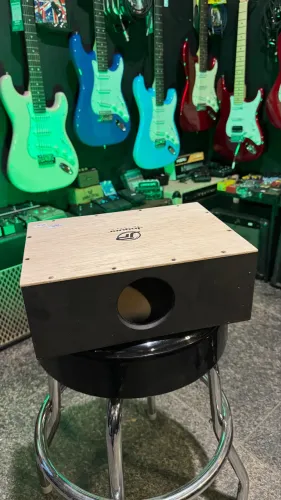 Cajon de mesa jaguar
