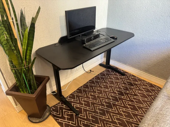 Mesa de Pc Gamer 140x60 com pés de Ferro