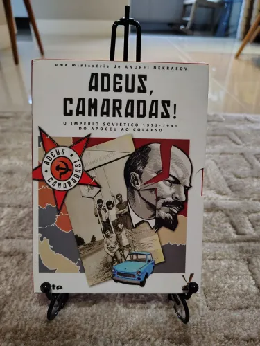 Dvd Adeus,Camaradas: O Império Soviético, do Apogeu ao Colapso (Andrei Nekrasov) VERSÁTIL 