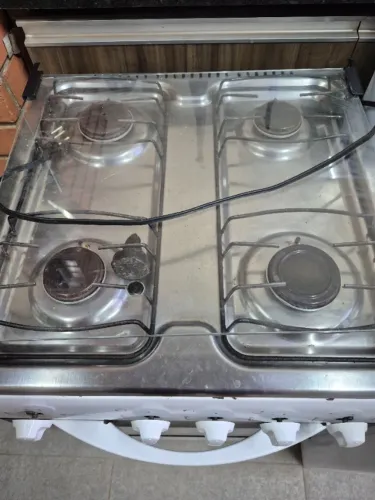 Vendo Fogão 4 bocas elétrico
