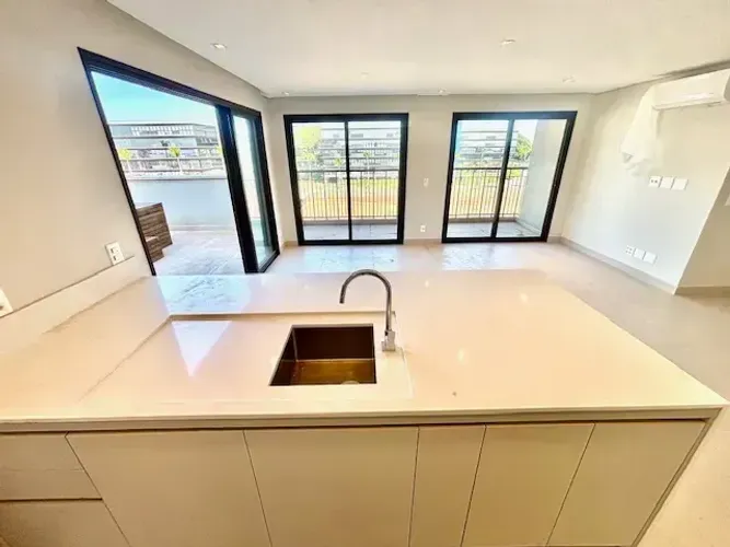 Cobertura nova no Georgina Residencial com 113 m², jacuzzi, 2 dorms e lazer ao lado do Hot