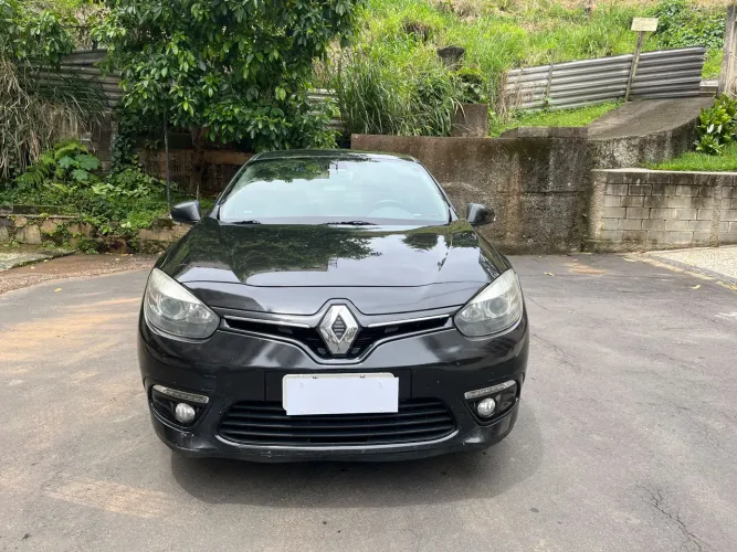 Renault Fluence Sed. Dynamique 2.0 16V Flex Aut. 2016