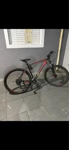 Bike Oggi 7.0 Big whell 18 v shimano / Tamanho 21