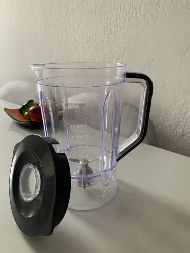 Copo de liquidificador mundial